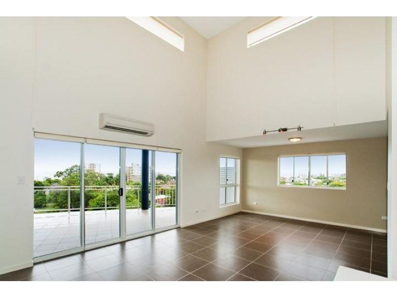 19/13 Louis st, Redcliffe QLD 4020