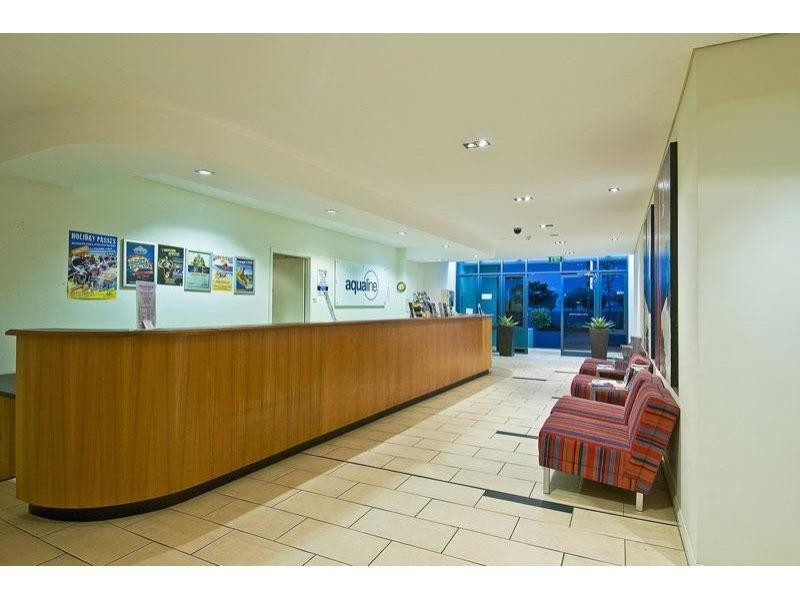 2/136 Marine Parade, Southport QLD 4215
