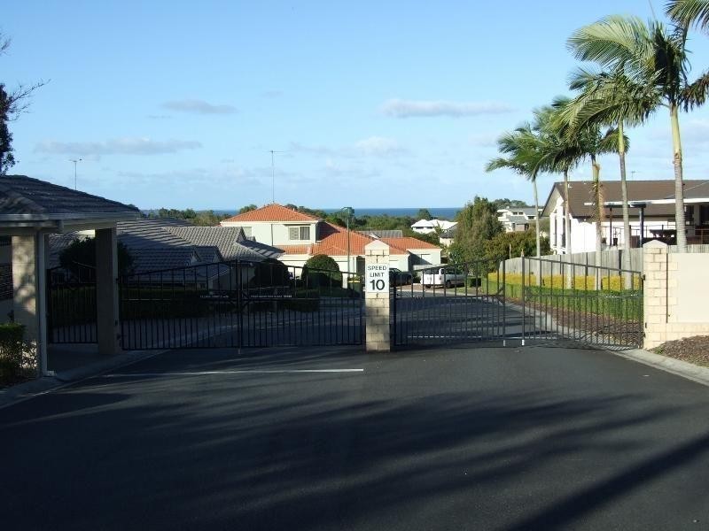 4/519 Tingal Road, Wynnum QLD 4178