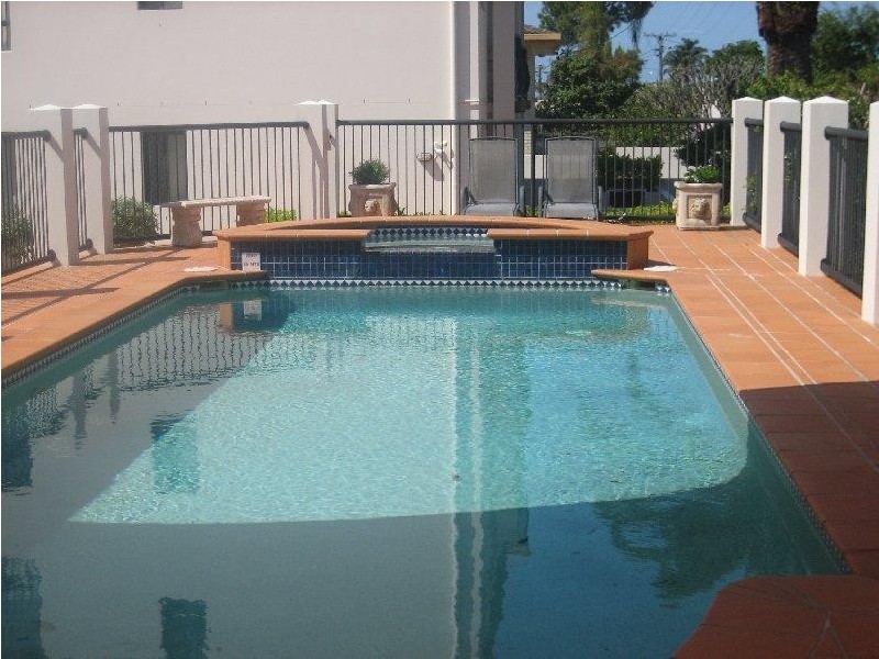Apartment 4/11-15 Owens Lane, Southport QLD 4215