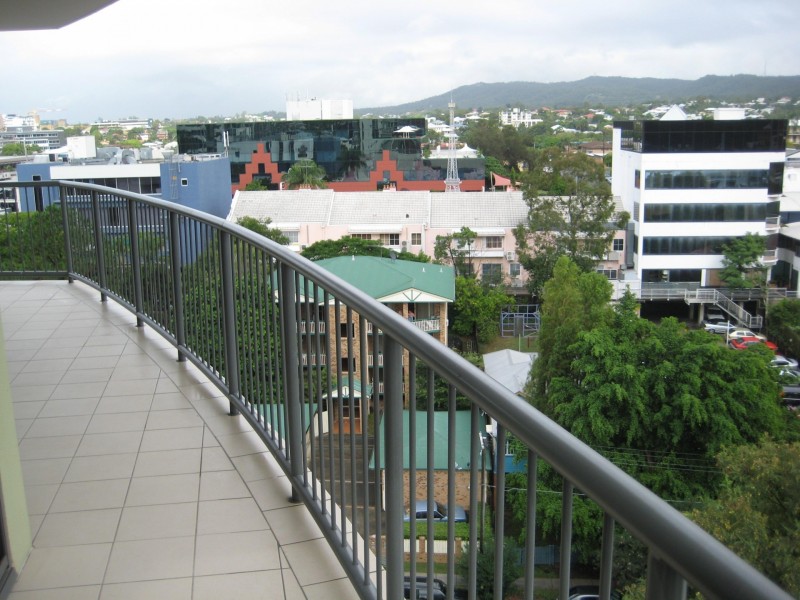 1094/18 Manning Street, Milton QLD 4064