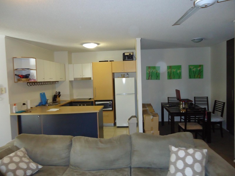 70/15 Goodwin Street, Kangaroo Point QLD 4169