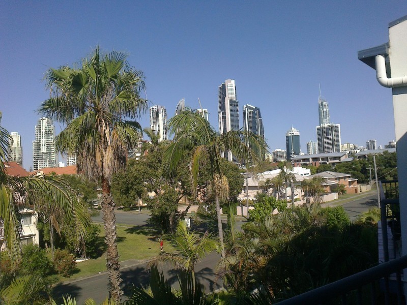 30-36 Burra Street, Chevron Island QLD 4217