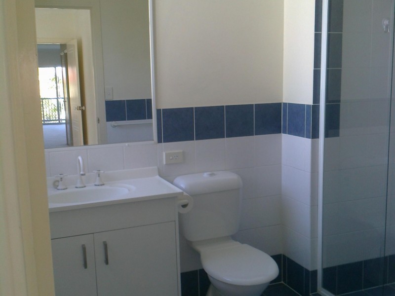 30-36 Burra Street, Chevron Island QLD 4217