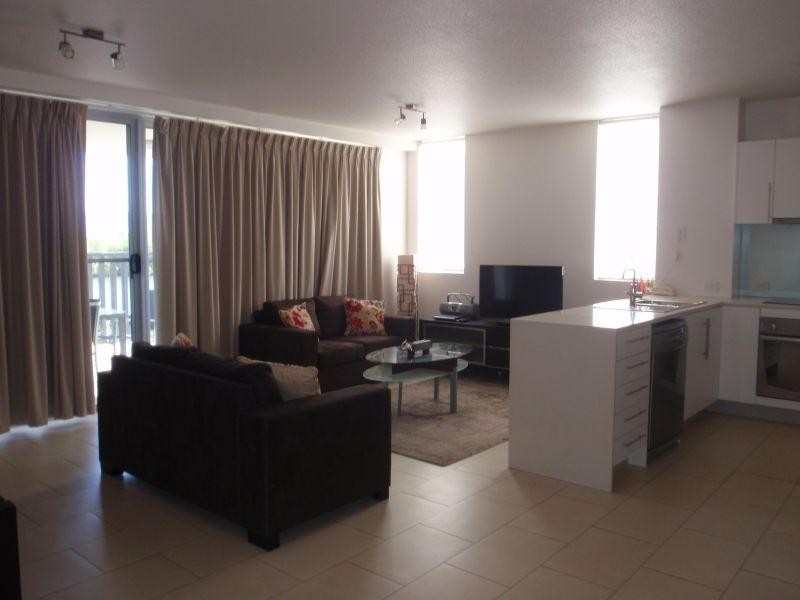 32 Stanley Street, Townsville City QLD 4810