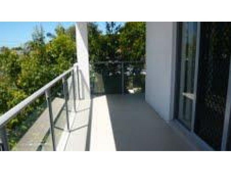 57/40-52 Primary School Court, Maroochydore QLD 4558