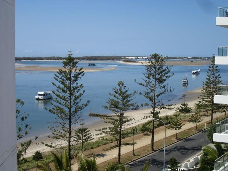 Unit 1607/438 Marine Parade, Biggera Waters QLD 4216