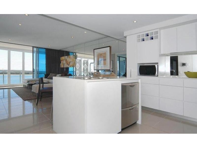 Unit 1604/438 Marine Parade, Biggera Waters QLD 4216