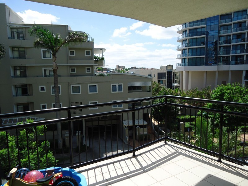 15 Goodwin Street, Kangaroo Point QLD 4169