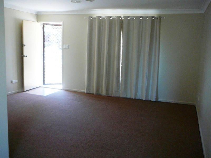 9 Quandong Street, Crestmead QLD 4132