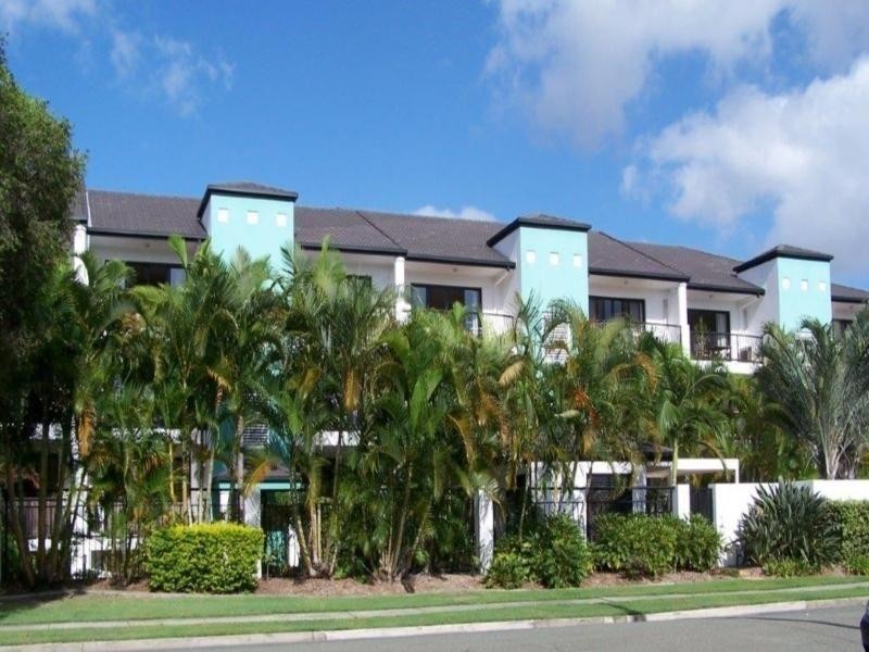 Chevron Island QLD 4217