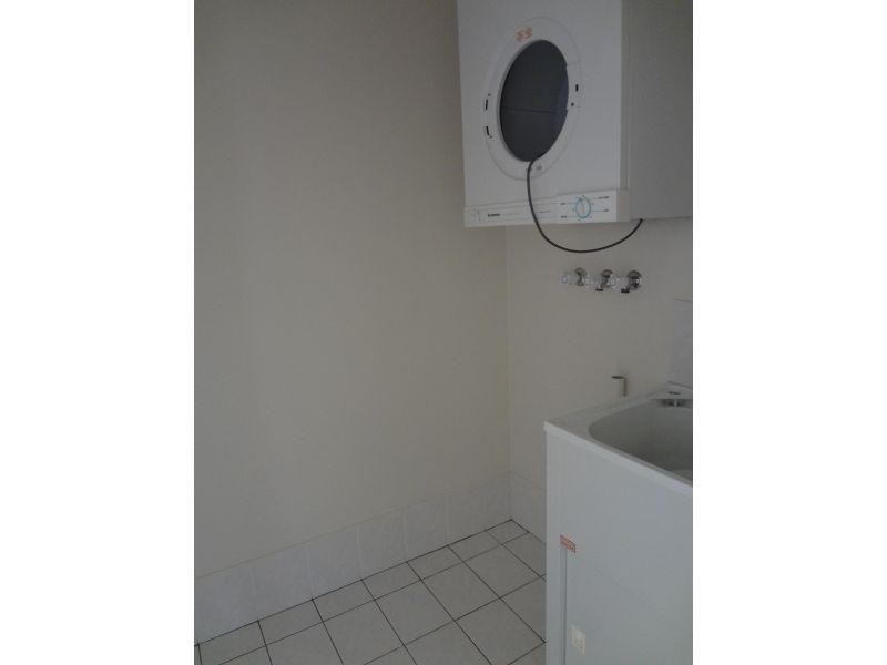 2 Bed/12 Lloyd Street, Southport QLD 4215