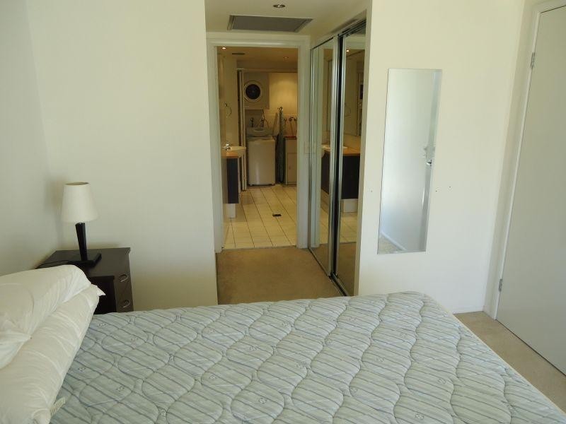 15 Goodwin Street, Kangaroo Point QLD 4169