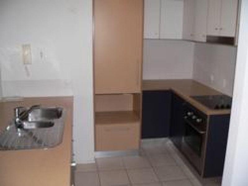 15 Goodwin Street, Kangaroo Point QLD 4169