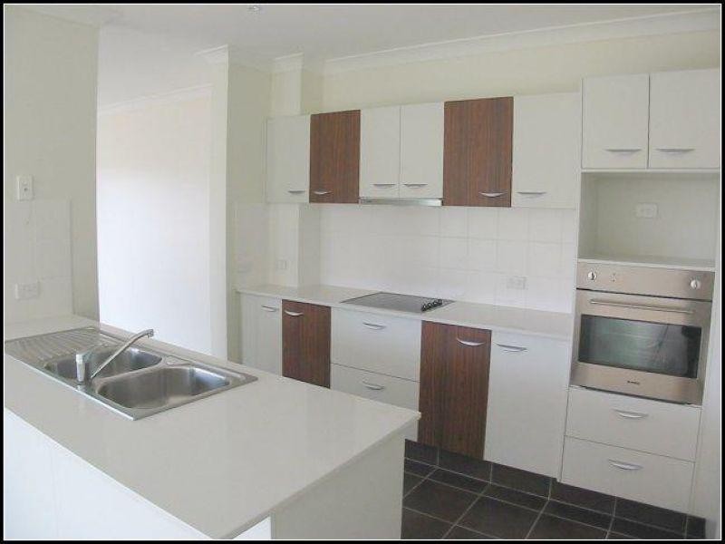 B3/2 Catalina Way, Upper Coomera QLD 4209