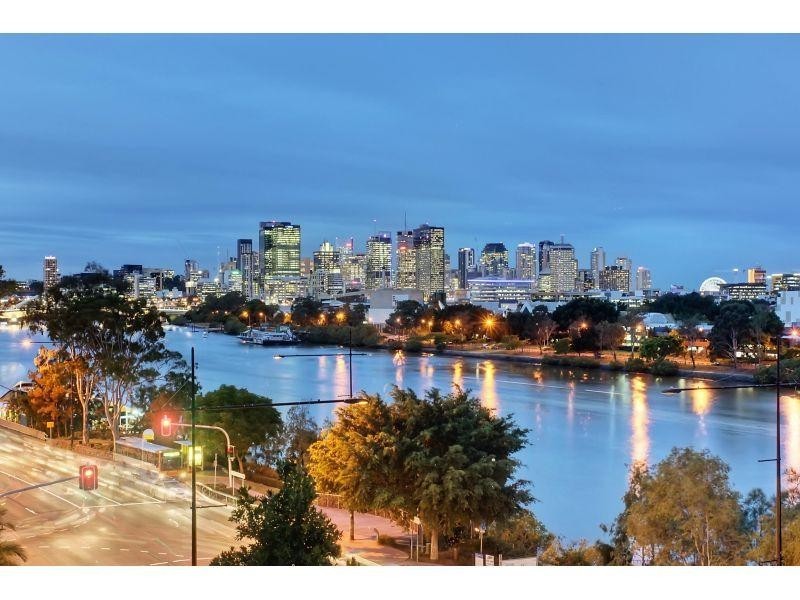 8 Dunmore Terrace, Auchenflower QLD 4066