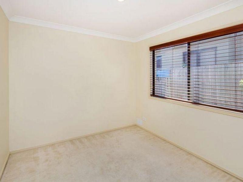 22 Harley Street, Labrador QLD 4215
