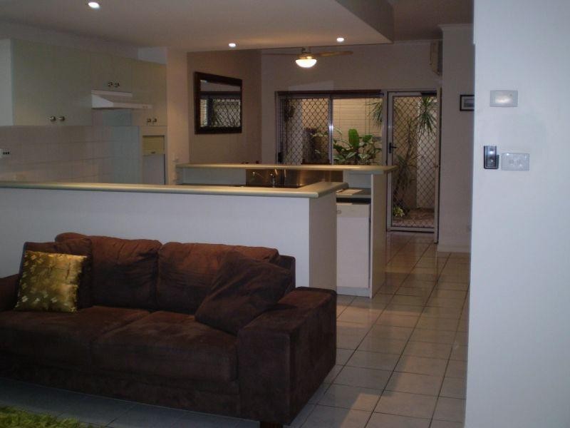 Unit 15/203 Mayers Street, Cairns QLD 4870