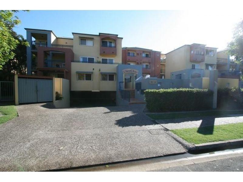 20/10-14  Purli Street, Chevron Island QLD 4217