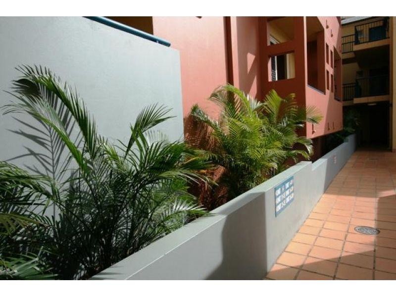 20/10-14  Purli Street, Chevron Island QLD 4217