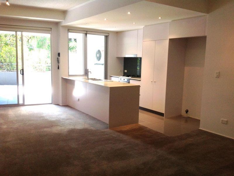 8 Dunmore Terrace, Auchenflower QLD 4066