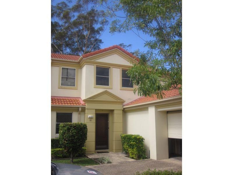 The Mews 26/99-101 Heeb Street, Benowa QLD 4217