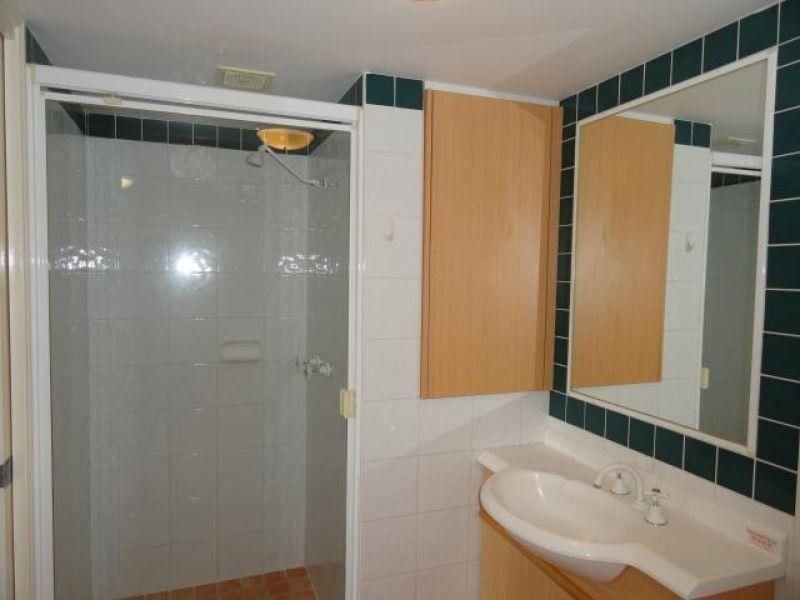12 Paradise Island, Surfers Paradise QLD 4217
