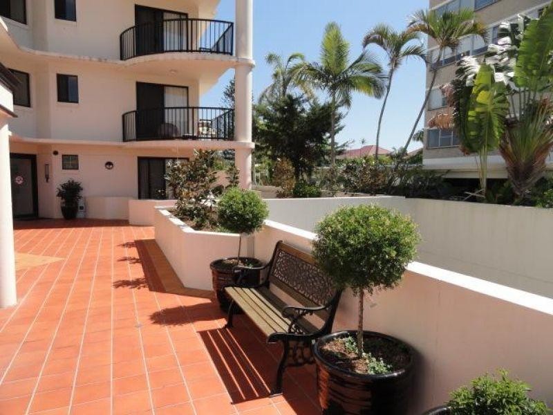 12 Paradise Island, Surfers Paradise QLD 4217