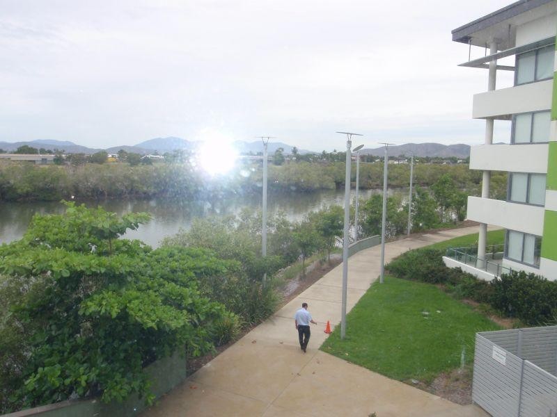 Townsville City QLD 4810