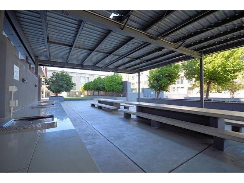 32 Stanley Street, Townsville City QLD 4810