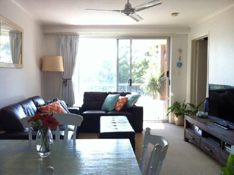 7/100 Petrel Avenue, Mermaid Beach QLD 4218