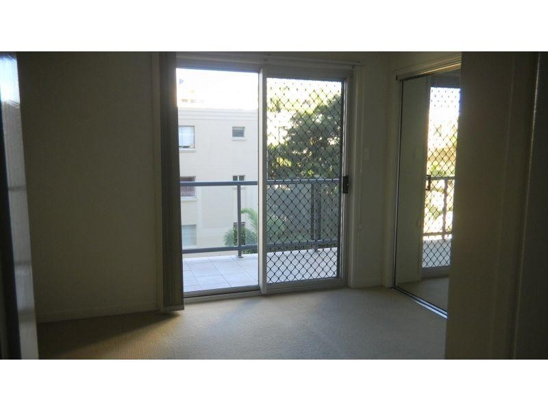 Unit 7 / 19 Thorn St, Kangaroo Point QLD 4169