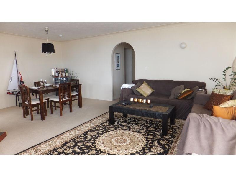 9 Bayview Street, Runaway Bay QLD 4216