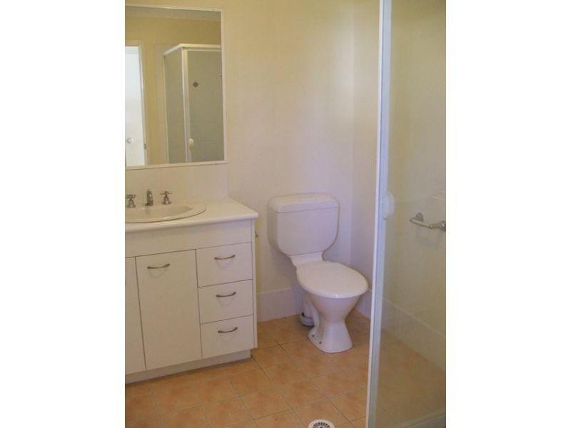 4/49 Gannon Avenue, Manly QLD 4179