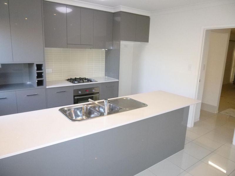 2 Bourton Road, Merrimac QLD 4226