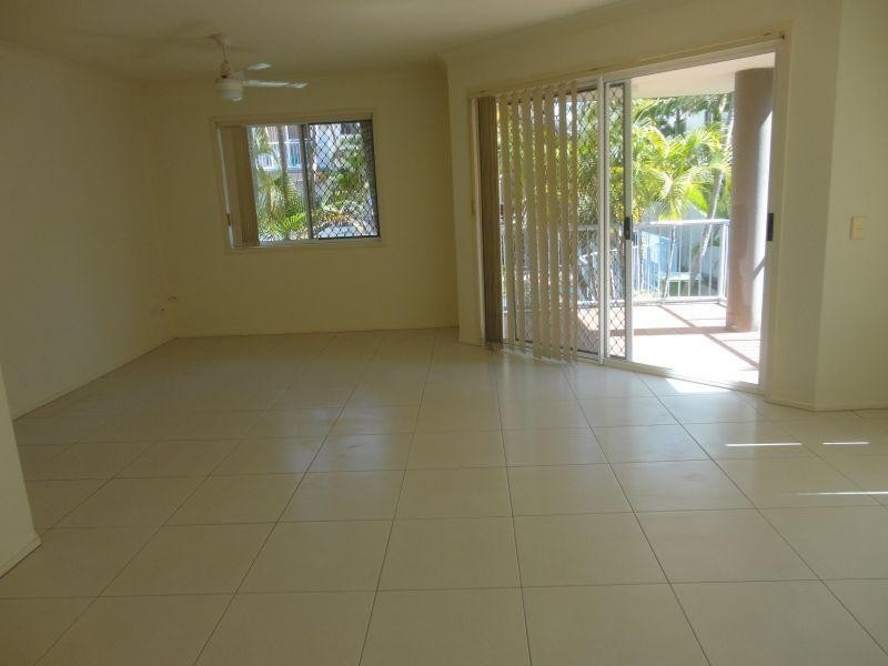 12 Lloyd Street, Southport QLD 4215