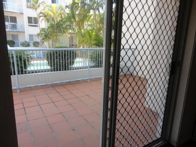 12 Lloyd Street, Southport QLD 4215