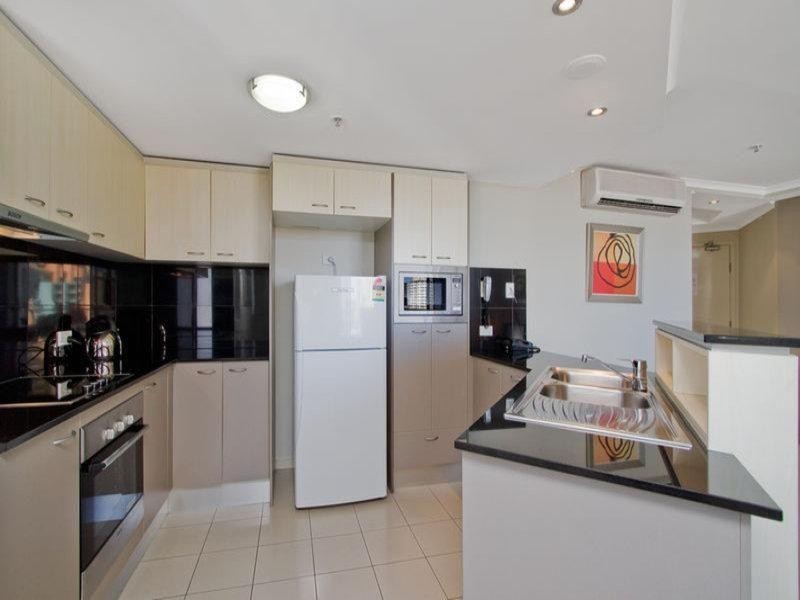 21 Cypress Avenue, Surfers Paradise QLD 4217