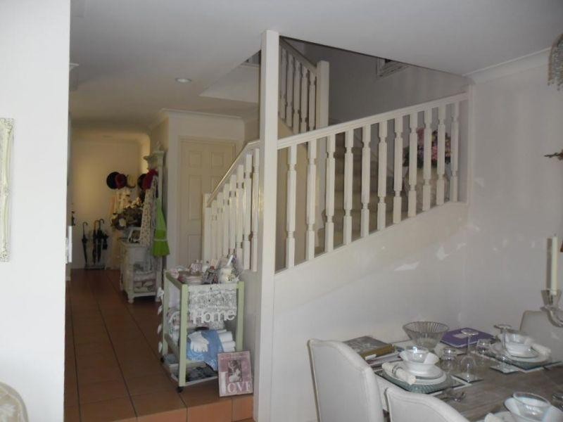 152 Palm Meadows Drive, Carrara QLD 4211