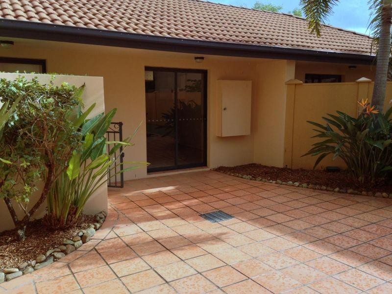 85 Palm Meadows Drive, Carrara QLD 4211