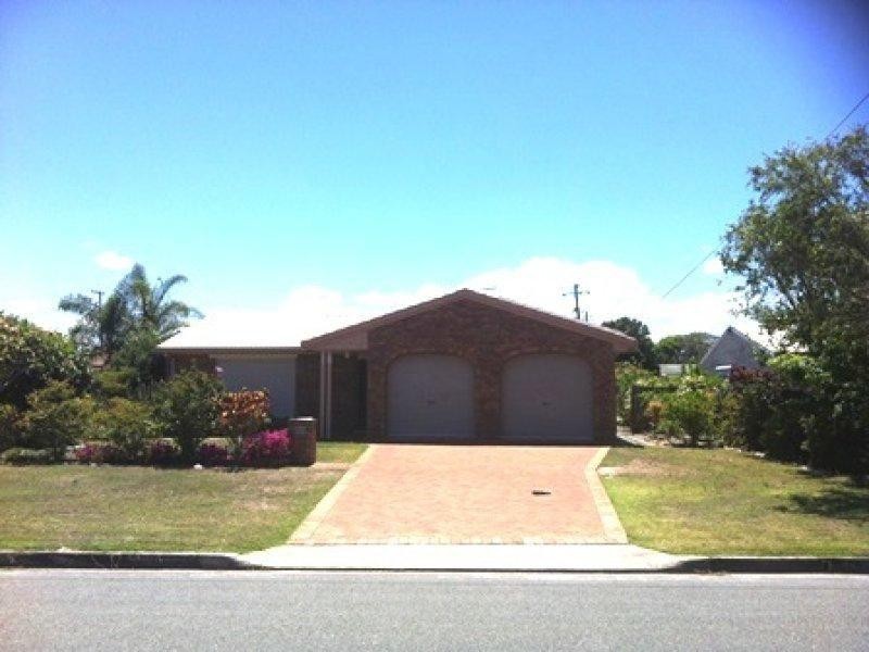 18 Wavell Ave, Golden Beach QLD 4551