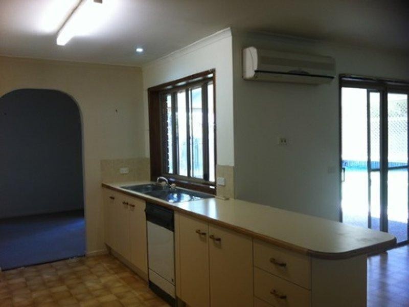 18 Wavell Ave, Golden Beach QLD 4551