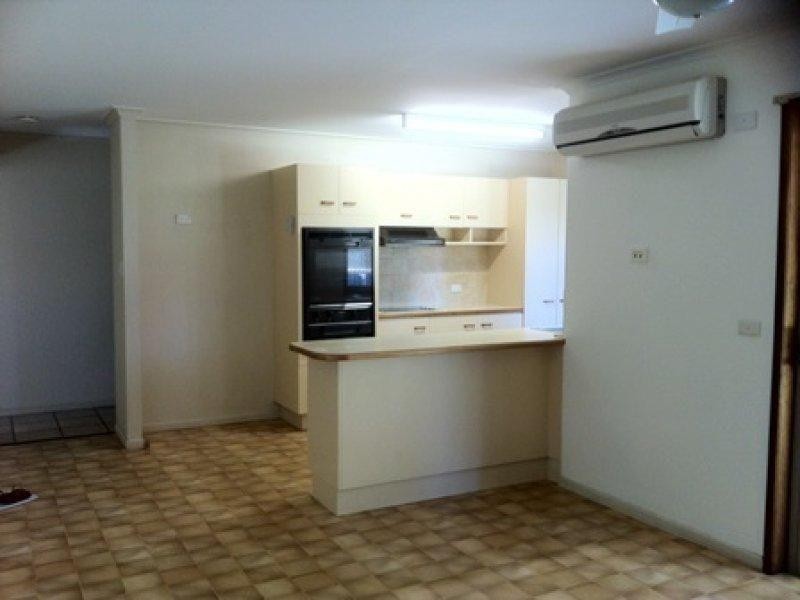 18 Wavell Ave, Golden Beach QLD 4551