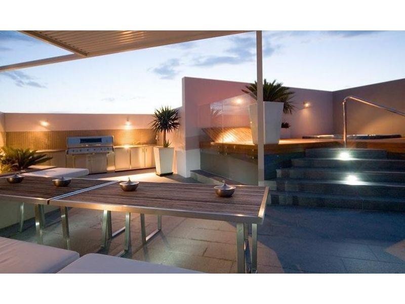 Unit 1603/438 Marine Parade, Biggera Waters QLD 4216