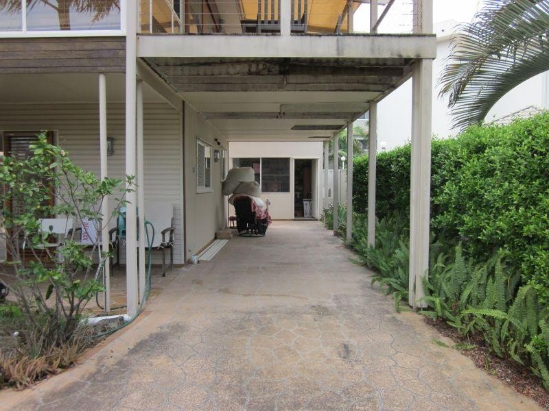 9 Clark, Biggera Waters QLD 4216