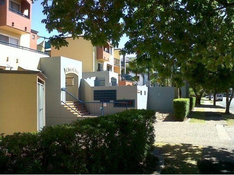 11/10-14 Purli Street, Chevron Island QLD 4217