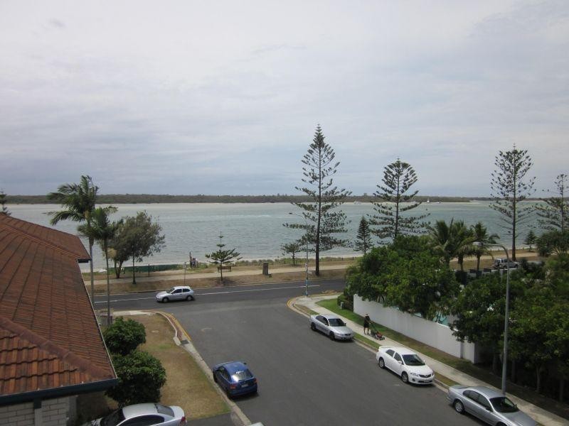 Unit 6/5 Clark Street, Biggera Waters QLD 4216