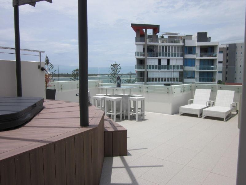 Unit 6/5 Clark Street, Biggera Waters QLD 4216