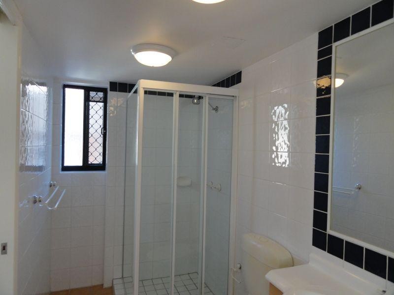 12 Paradise Island, Surfers Paradise QLD 4217