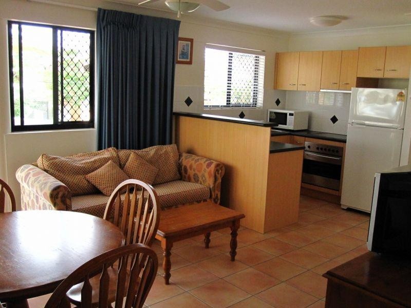 12 Paradise Island, Surfers Paradise QLD 4217